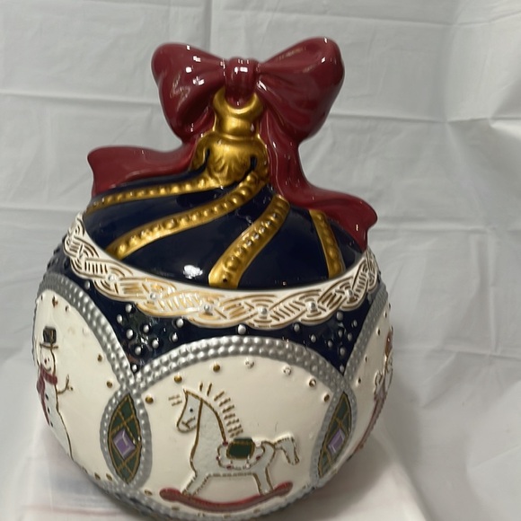VTG JCPenny Home Collection Christmas ornament cookie jar - Picture 5 of 11